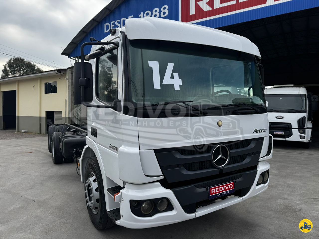 CAMINHAO MERCEDES-BENZ MB 2426 Chassis Truck 6x2 Redivo Caminhões TUBARAO SANTA CATARINA SC